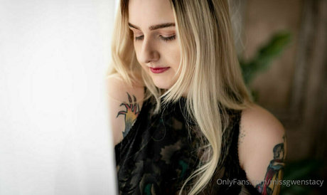 missgwenstacy onlyfans nudes leaks