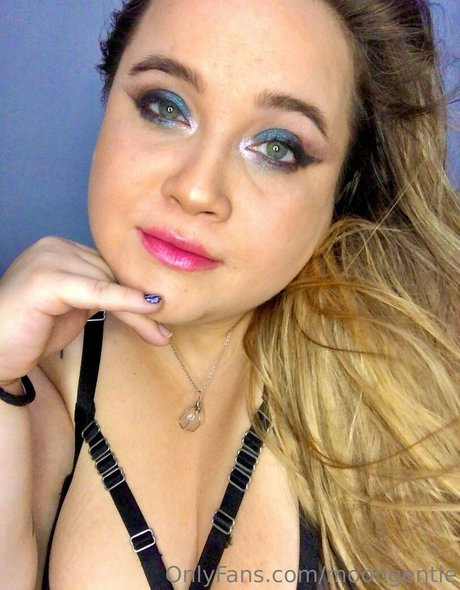 moongentle onlyfans sexy