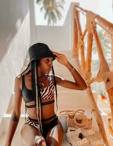 alishaadams is on onlyfans