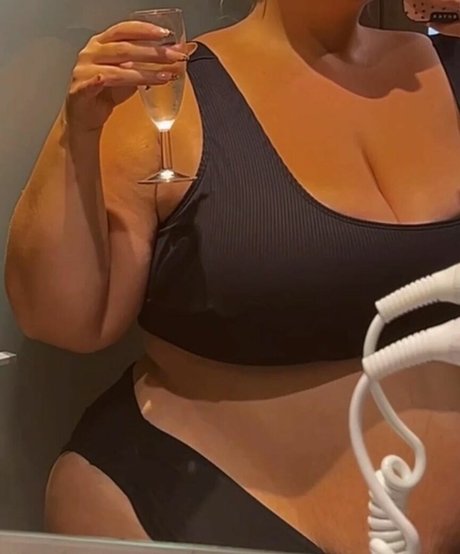 juiceefruitee Profile pic