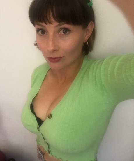 SliceOfSalami only fans naked