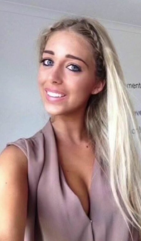 Daisy Anderson onlyfans naked leaks