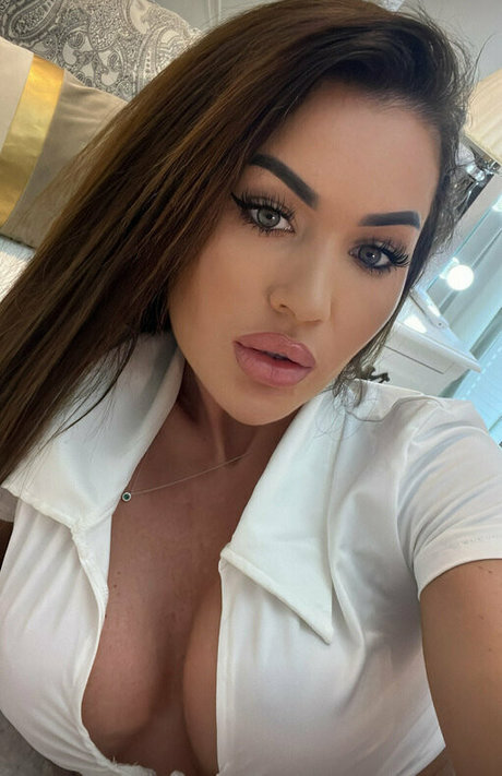 mika afree leaks only fans