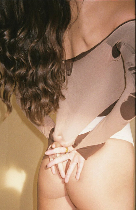 Izzybizzyspider sex onlyfans