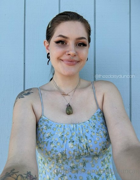 daisyduncan is on onlyfans