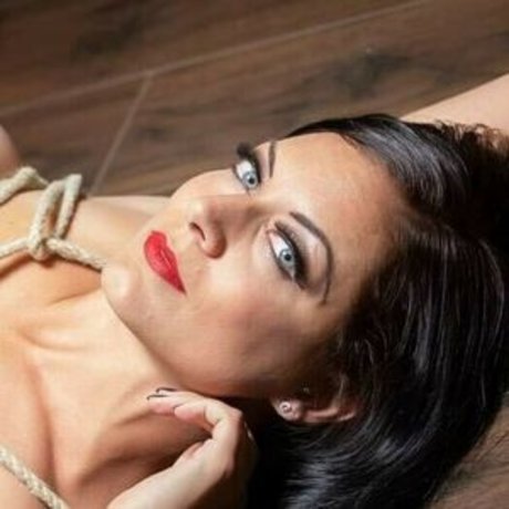 Dani Thompson onlyfans leaked.