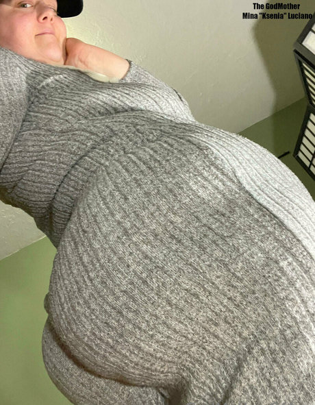 godmotherofassfree only fans leak nude