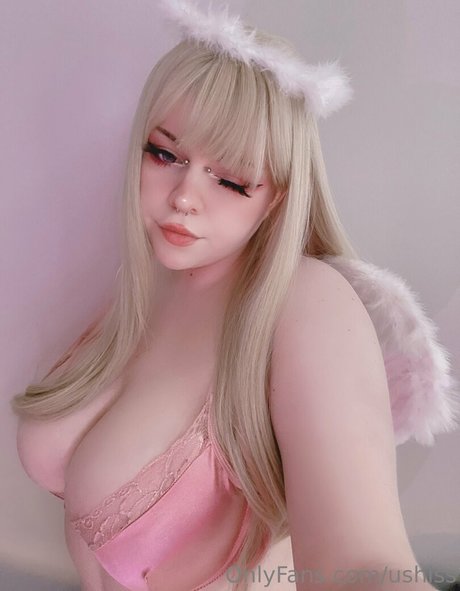 ushiss onlyfans model photos