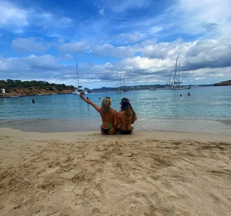 Elizabeth Taylor nudes onlyfans leak