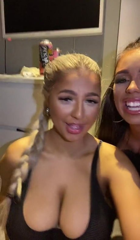 Elizabeth Taylor desnuda onlyfans