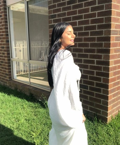 Jesy Lee nude onlyfans pics