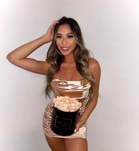 Elizaachar onlyfans porn nude