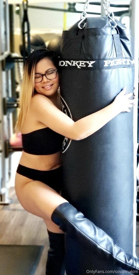 sovannakim onlyfans striptease