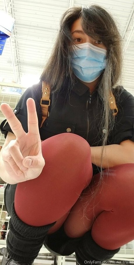 raina traina only fans nude