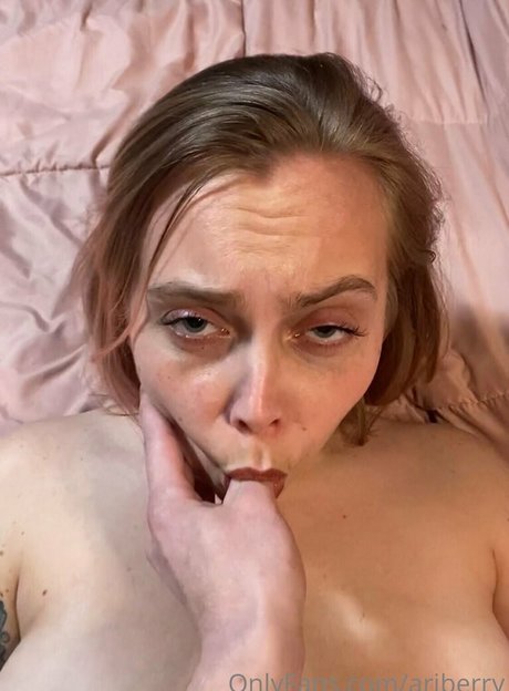 ariberry leaked only fans