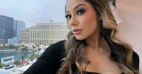 xxlaynamarie onlyfans model photo