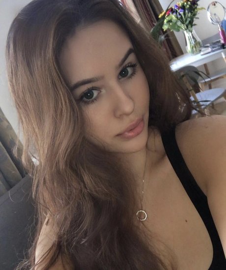 Simone Goodall porn only fans