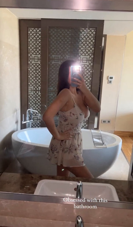 Simone Goodall leaked nudes onlyfans