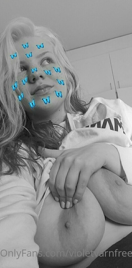 violetvarnfree only fans naked