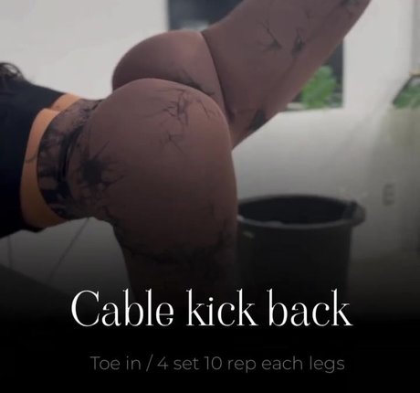 Vanessa bootybuilder topless onlyfans