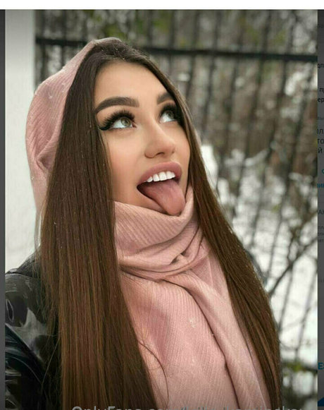 leila kaminskaya onlyfans model photos