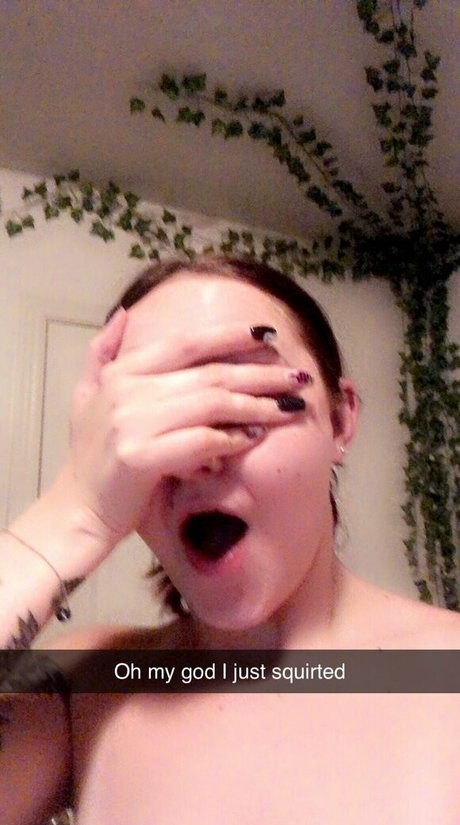 summersue22 naked only fans