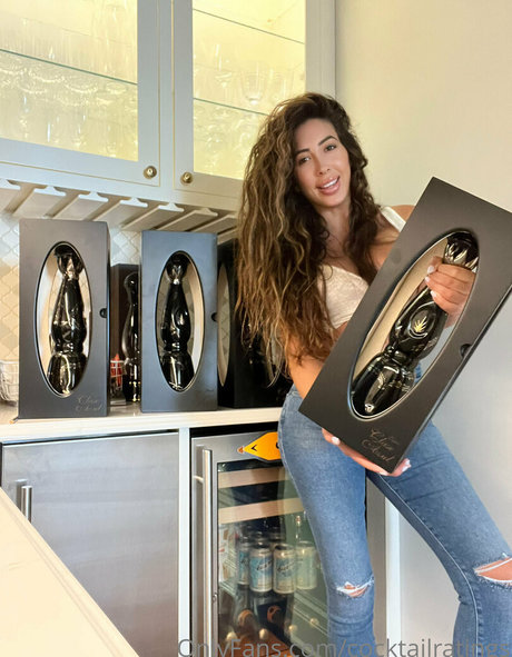 cocktailratings onlyfans leaked tits