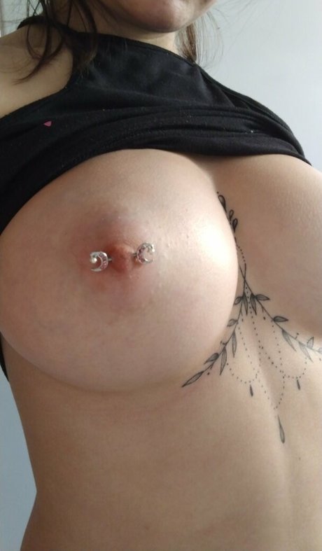 lilith__baby naked onlyfans pics