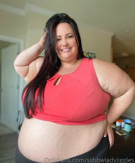 ssbbwladyjiggles nude onlyfans leaked