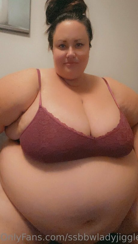 ssbbwladyjiggles naked leaked onlyfans