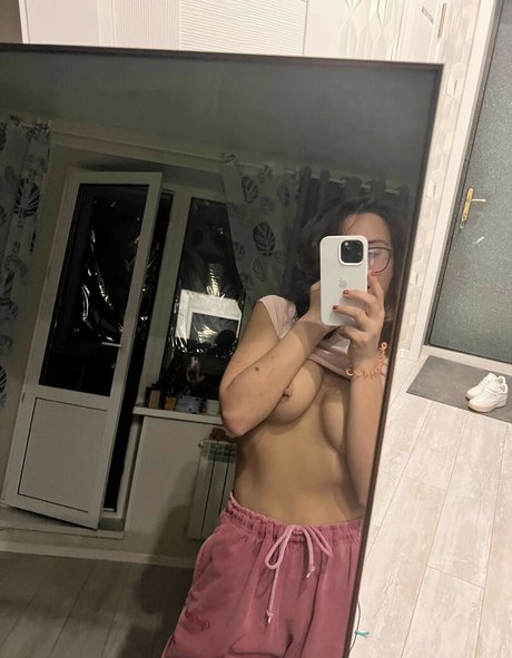 Katy Naumova onlyfans photo