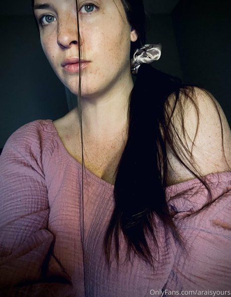 araisyours onlyfans de