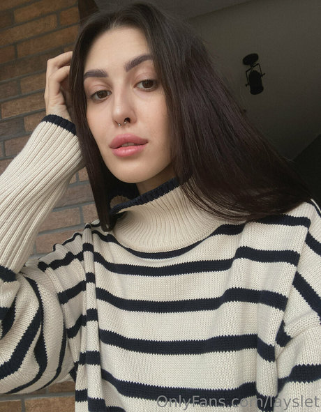 layslet only fans photos