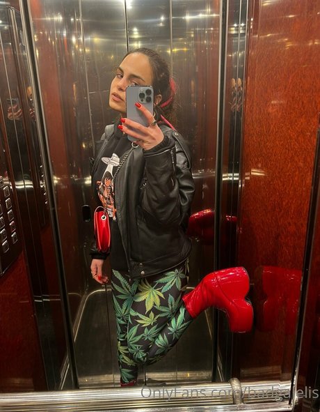 richelis tits onlyfans