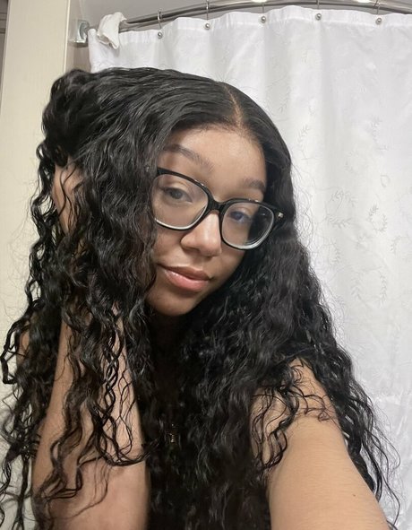 Caileneasely onlyfans leak nude