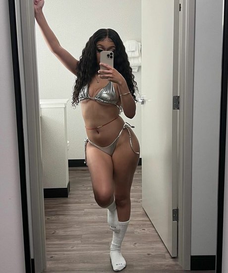 Caileneasely leaks only fans