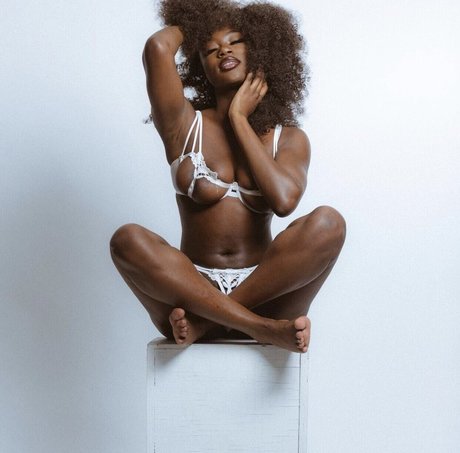 Yanjusofine leaked only fans porn