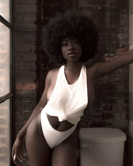 Yanjusofine only fans.