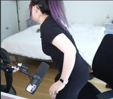 lolnatsumiii onlyfans model photo