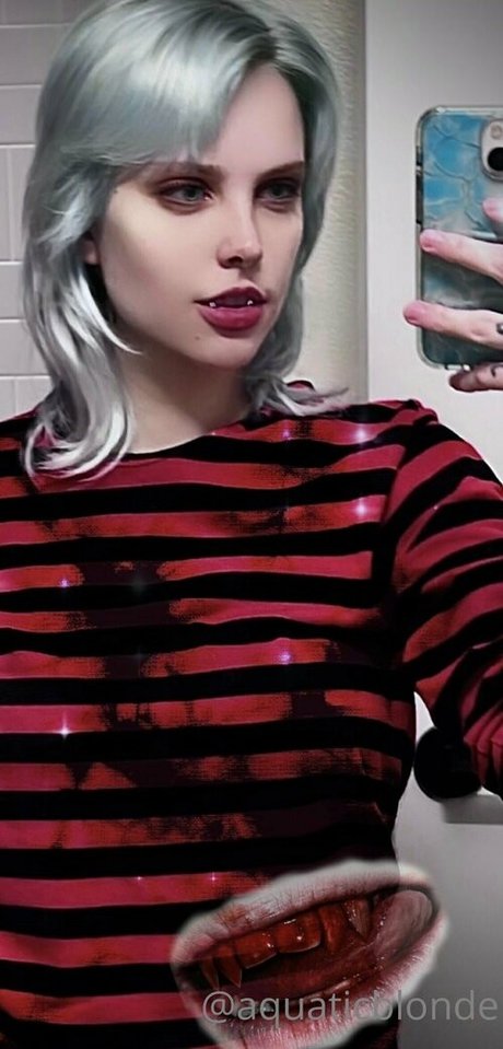 porcelainblues onlyfans public photos