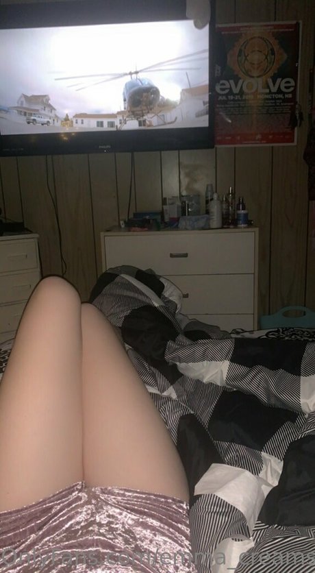 emma creams only fans leak nude