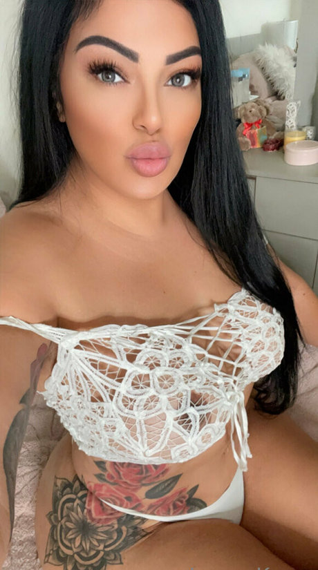 thick jennakumz leaked onlyfans pictures