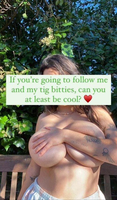 Lotti Loka nude only fans leaks