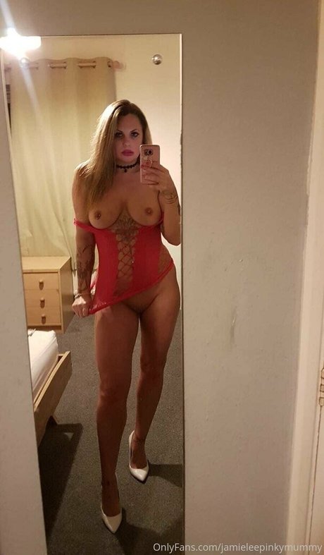Jamieleepinkymummy leaked only fans nudes