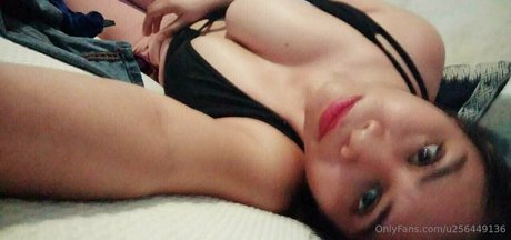 honeyanddolly onlyfans uncensored