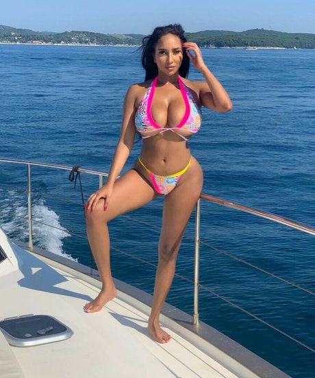 ShayLiving onlyfans nude porn