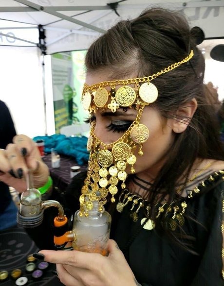 freyjaluv1 only fans nude