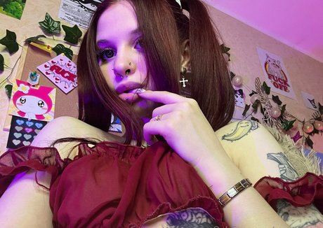 maaary nip onlyfans model photos