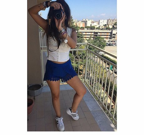 Paola Arena onlyfans leak free