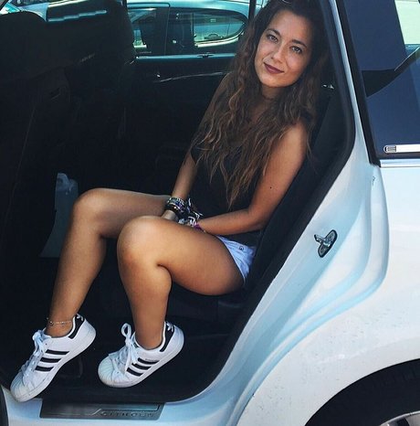 Paola Arena onlyfans naked